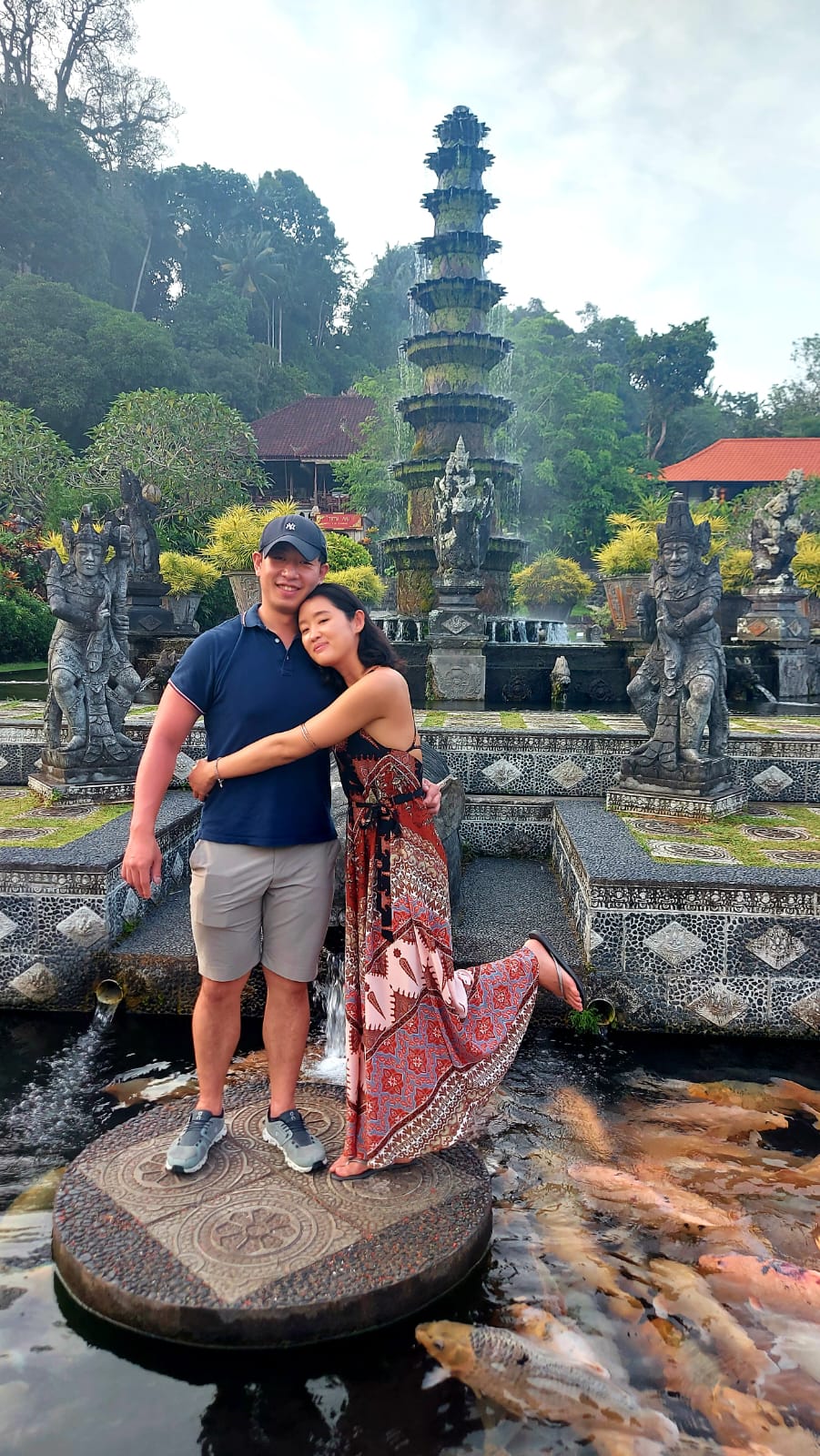 East Bali: Lempuyang Gates of Heaven — guests enjoying the tour experience