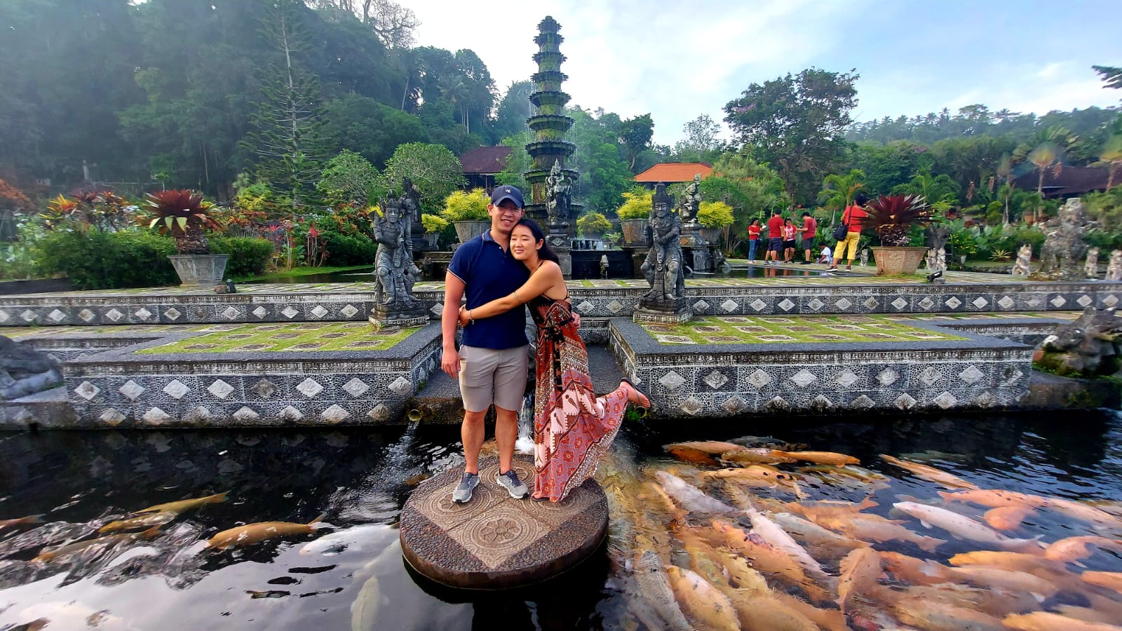 East Bali: Lempuyang Gates of Heaven — guests enjoying the tour experience